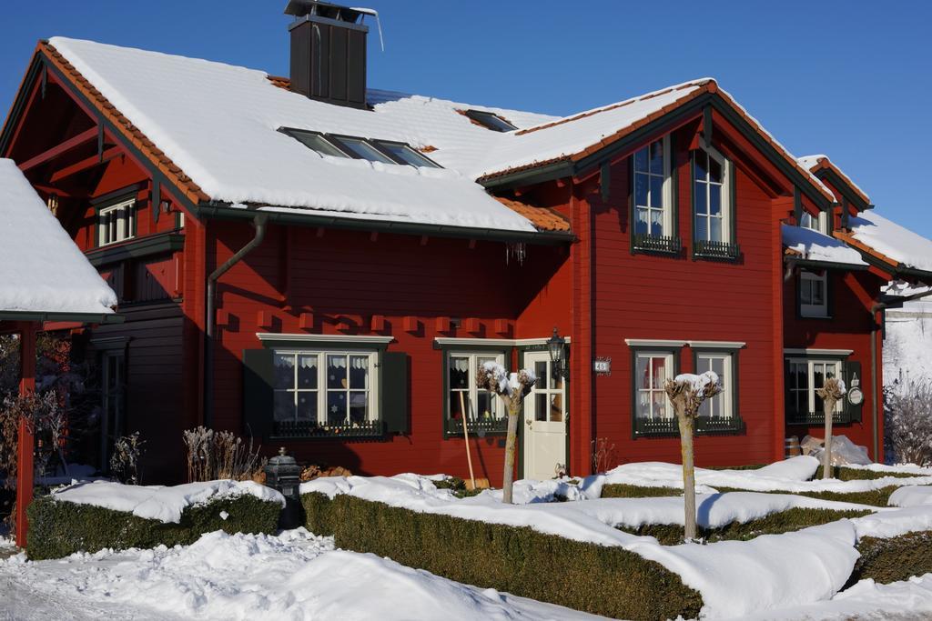 Ferienwohnung Romantik Im Roten Haus Fussen Exterior foto